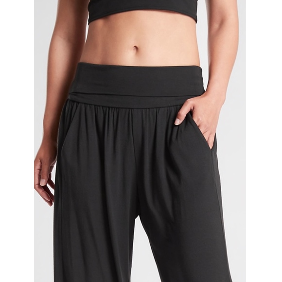 NWT Athleta Studio Wide Leg Pant Black #487419 - Picture 4 of 4